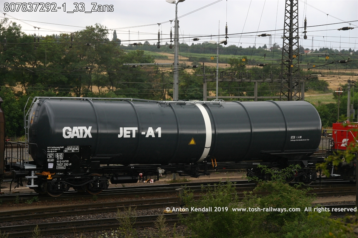 807837292-1_33_Zans.JPG